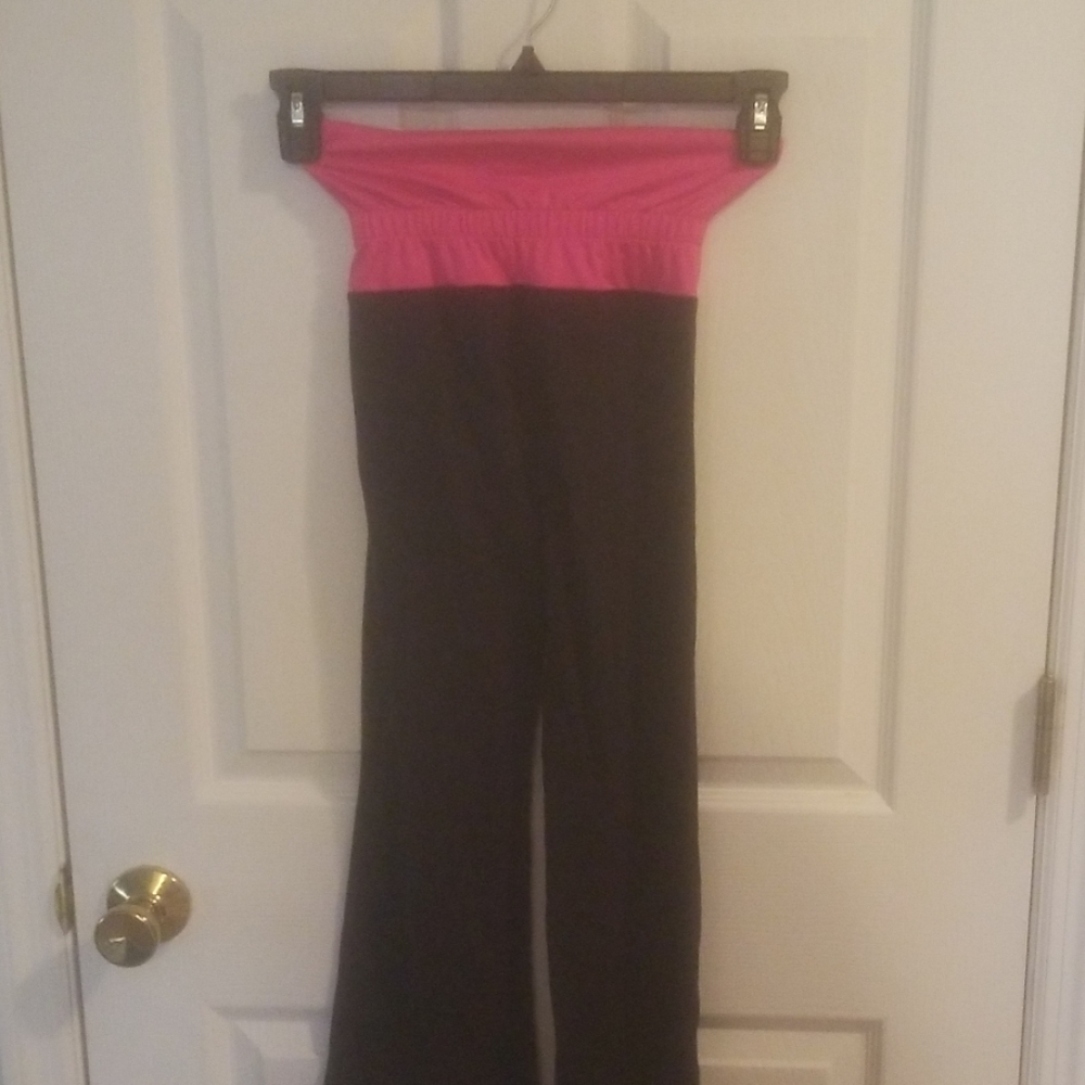 Nike - Picture 2 of 2